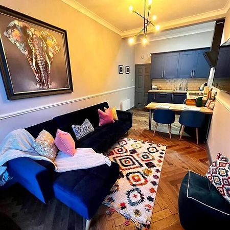 גלאזגו Stunning 1 Bed Apt In West End מראה חיצוני תמונה