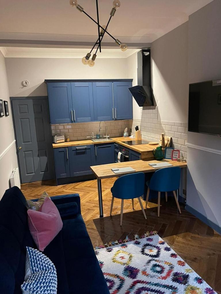 גלאזגו Stunning 1 Bed Apt In West End מראה חיצוני תמונה